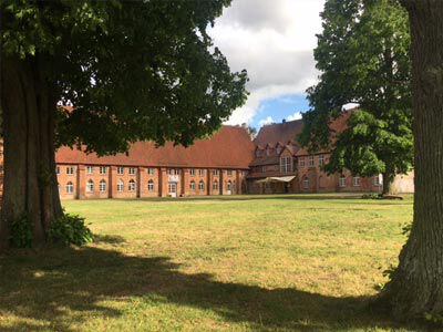 Kloster Rühn, Klosterhof
